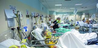 Covid, 24 morti in Campania: 56 pazienti in terapia intensiva. Nelle ultime 24 ore 2.971 positivi