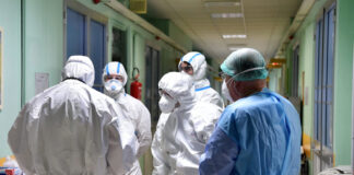 Covid, neonato positivo a Nocera Inferiore. I medici: “Caso raro ma siamo attrezzati”