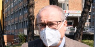 Covid, 12 i ricoverati in terapia sub intensiva al Cotugno. Appello del direttore generale: “Chi torna dalle ferie senza sintomi si rivolga alle Asl”