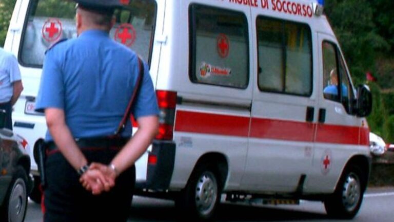 Maddaloni: cade dal balcone di casa, perde la vita una insegnante 48enne