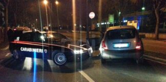 Santa Maria Capua Vetere: inseguimento nella notte, abbandonano l’auto e scompaiono nel nulla