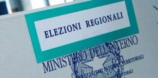 Dieci le liste già presentate: 9 a sostegno di De Luca, una per il M5S. Potere al Popolo punta su Granato