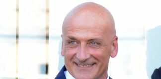 Stagista positivo al Covid, chiusa la sede centrale di comune di Pozzuoli