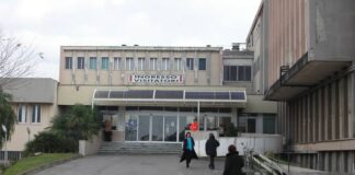 Donna muore all’ospedale di Battipaglia, indagini dei carabinieri