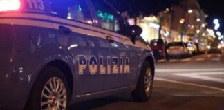 Napoli, pregiudicato 34enne ferito alle gambe nella notte