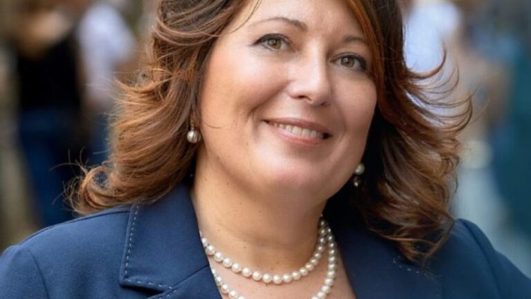 Quirinale, Ciarambino accusa: il voto dei deluchiani a Fi rafforza l’ipotesi Berlusconi al Colle