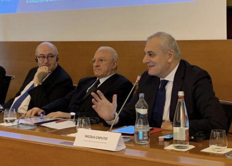 La nuova giunta di De Luca: stop ai candidati ad eccezione della Fortini, dentro Caputo, Filippelli, Morcone e Casucci