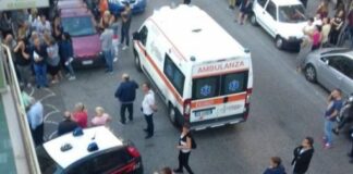 Napoli, bambino di 11 anni giù dal balcone di casa. La lettera alla madre che avvalora tesi “Challenge dell’orrore”