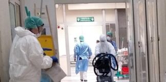 Napoli, protesta dei 1.500 precari della sanità: sit-in davanti alla Regione