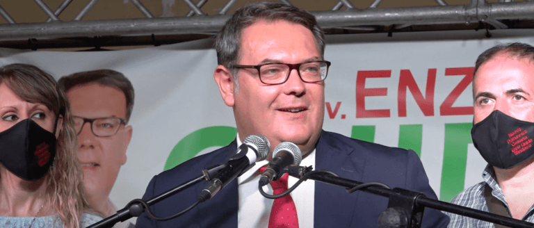 Cesa, il sindaco Pd Enzo Guida condannato a due anni: nessuno scossone in maggioranza in attesa delle motivazioni della sentenza