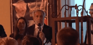 VIDEO Regionali, bagno di folla all’inaugurazione del comitato di Mariniello a Parete: “Che emozione!”. E sulle ecoballe: “Bisogna bonificare territorio”