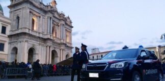 A spasso per Pompei ma era ricercato da tempo: manette ad un cittadino polacco