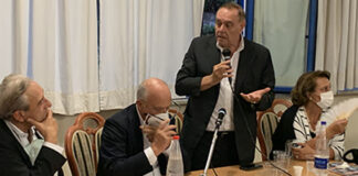 Elezioni regionali, bagno di folla all’iniziativa del prof Luigi Santini: “Bisogna ricostruire la sanità territoriale”
