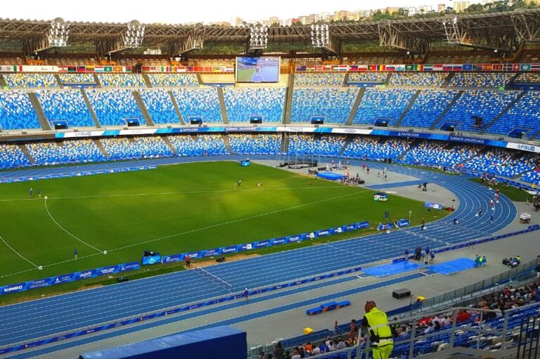 Napoli-Roma, si va verso il tutto esaurito allo stadio Maradona alla ripresa del campionato
