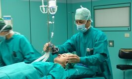 Il dg dell’Asl Napoli 1 pronto a chiedere agli anestesisti in pensione di tornare in servizio