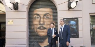 Piazze chiuse dopo le 21, non si parla più dei sindaci. De Magistris: “Conte faccia il generale in prima linea”