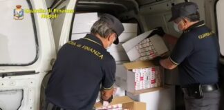 Nola, operazione della Guardia di finanza: 246 chili di sigarette sequestrati, due persone arrestate