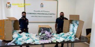 Ancora un sequestro di mascherine a Napoli, rinvenuti 69mila articoli non conformi