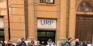 “No a chiusure anticipate dei locali”, ristoratori protestano a Napoli ed in altre 18 piazze italiane