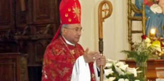 Tumulata la salma del vescovo D’Alise, oggi l’ultimo saluto nel duomo di Caserta