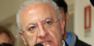 De Luca riapre gli asili, intanto un gruppo di cittadini si rivolge al Tar