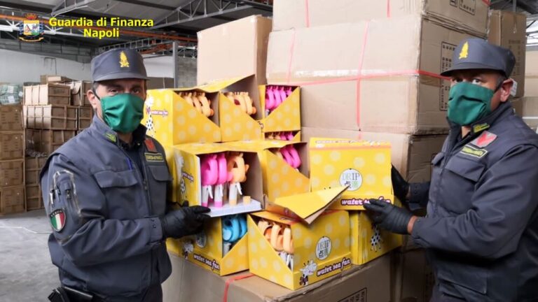 Nola, la guardia di finanza sequestra 570mila prodotti privi del marchio “CE” di una ditta di import cinese