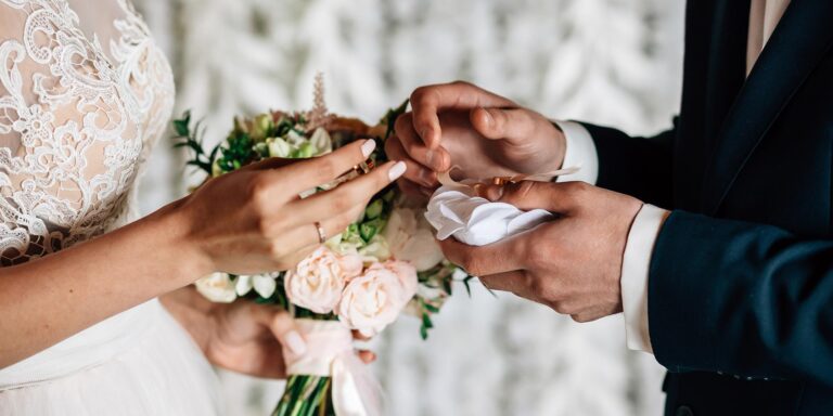 Covid in Campania: via libera ai matrimoni ma a patto e condizioni: obbligatori i nomi di due “responsabili”