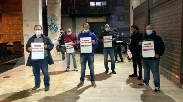 Protestano i commercianti casertani: “Sostegno o assisteremo alla morte del lavoro”