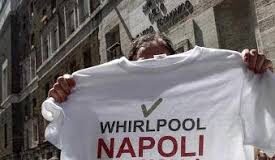 Vertenza Whirlpool Napoli: bloccato imbocco autostradale, sciopero generale il 5 novembre