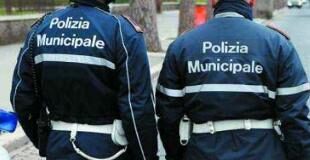 Vigili urbani di Napoli: in trenta positivi al covid e 170 in quarantena