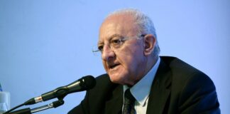 Autonomia differenziata, De Luca: “Questo Governo sta uccidendo unità d’Italia”