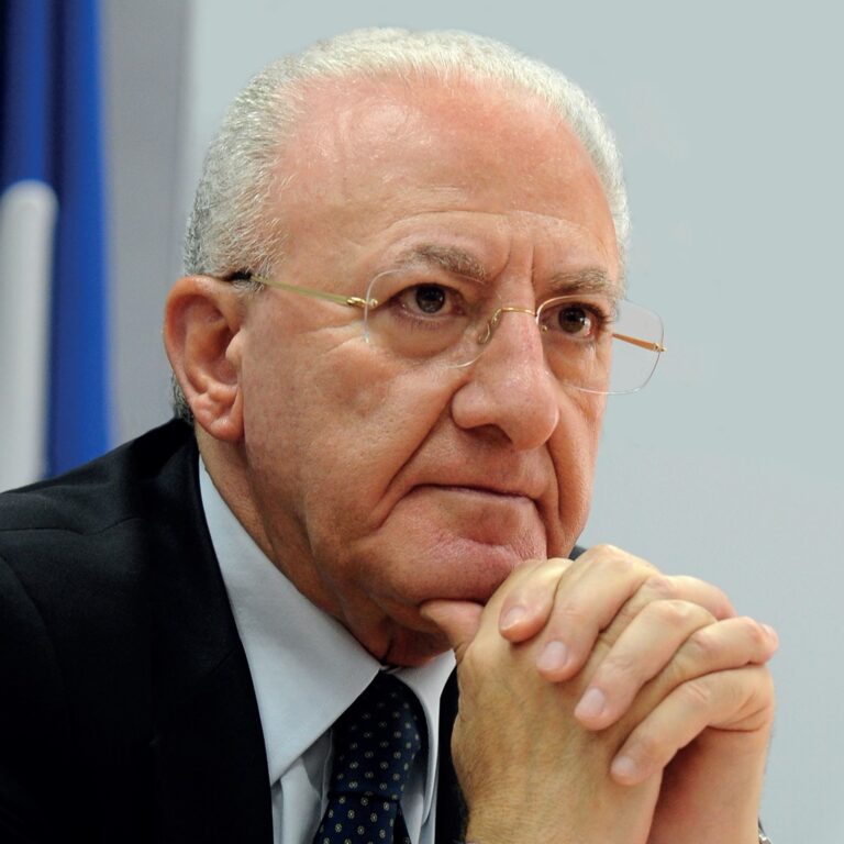 De Luca: “Dati Agenas? Campania ultima per risorse, fare raffronti con altre regioni è atto di cialtroneria”