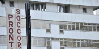 Trovato morto in un bagno del Cardarelli: salma sequestrata. L’autore del video: “L’ho fatto per salvargli la vita”