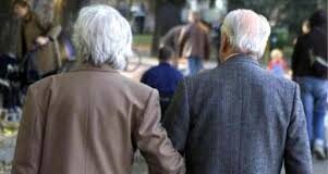 Un altro provvedimento selettivo, stavolta da Cellole: ultra 65enni a casa dopo le ore 19,00!