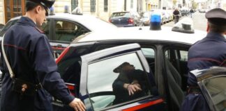 Arrestato un 28enne nigeriano: avrebbe rapinato ed accoltellato cittadino del Ghana