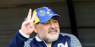 Migliorano le condizioni di Maradona, ma ancora non può lasciare l’ospedale