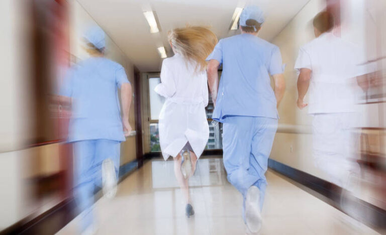 Bando per il reclutamento di 450 medici: sono 165 quelli disposti a lavorare in Campania