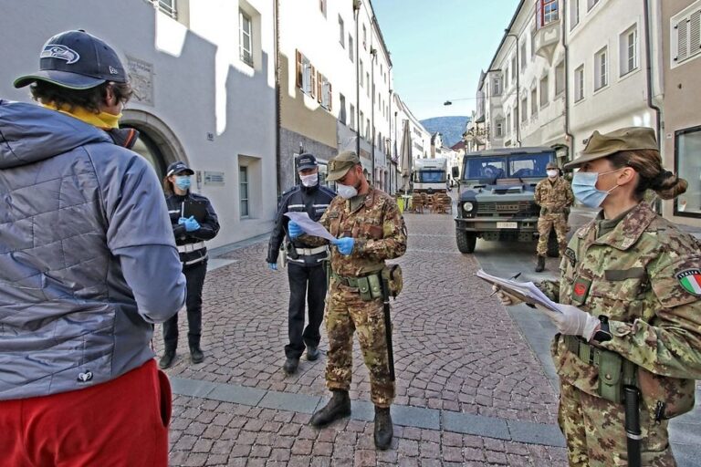 Diciannove sindaci del casertano scrivono al Governo: “Occorre subito l’Esercito!”