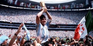 Moralisti a prescindere attenzione! Si stava celebrando Maradona come calciatore unico, mica come nuovo direttore dell’Agenzia delle entrate!