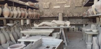 Pompei, rinvenuti i corpi integri, tunica compresa, di due fuggiaschi