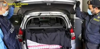 Tra Napoli e Portici sotto sequestro 180 kg di sigarette di contrabbando