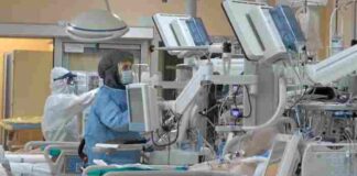 Covid in Campania, oggi 1.665 positivi e 11 morti: l’indice di contagio arriva al 4,58%, è il picco della quarta ondata