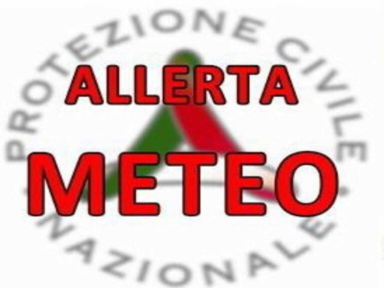 Allerta meteo in Campania per venti forti e mareggiate