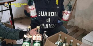 San Giuseppe vesuviano: champagne ed olio con etichette falsificate, denunciate due persone