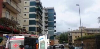 Napoli: 15enne precipita dall’ottavo piano di un edificio, ricoverata in gravi condizioni al Cardarelli
