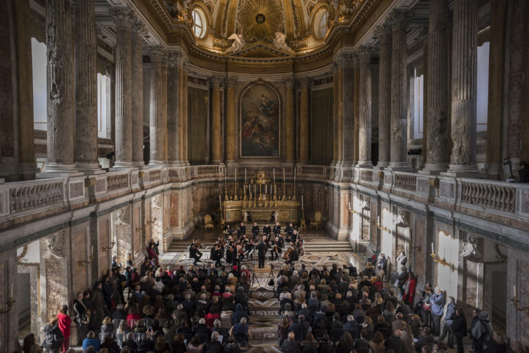 Il maestro Muti è tornato alla Reggia di Caserta: concerto con l’orchestra Cherubini, da gennaio in streaming