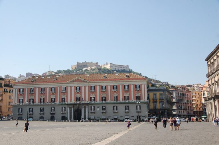 Scuole, dalla Prefettura di Napoli le misure in vista della riapertura del 7 gennaio. De Luca permettendo!
