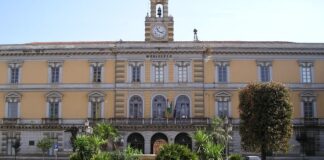 Afragola, Raffaele Mosca: “Città in uno stato comatoso. Prosegue l’assalto alla diligenza e persiste la logica delle prebende”