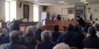 Aversa, Alfonso Golia in pellegrinaggio da Zannini: ottiene il sostegno del presidente della commissione Ambiente. Innocenti, Diana e Sagliocco pronti a fare i voltagabbana