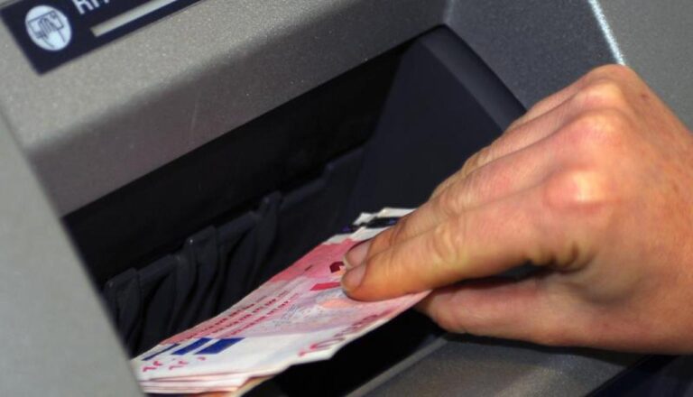 Salari in Italia, dal 1991 +1%: in area Ocse +32,5%